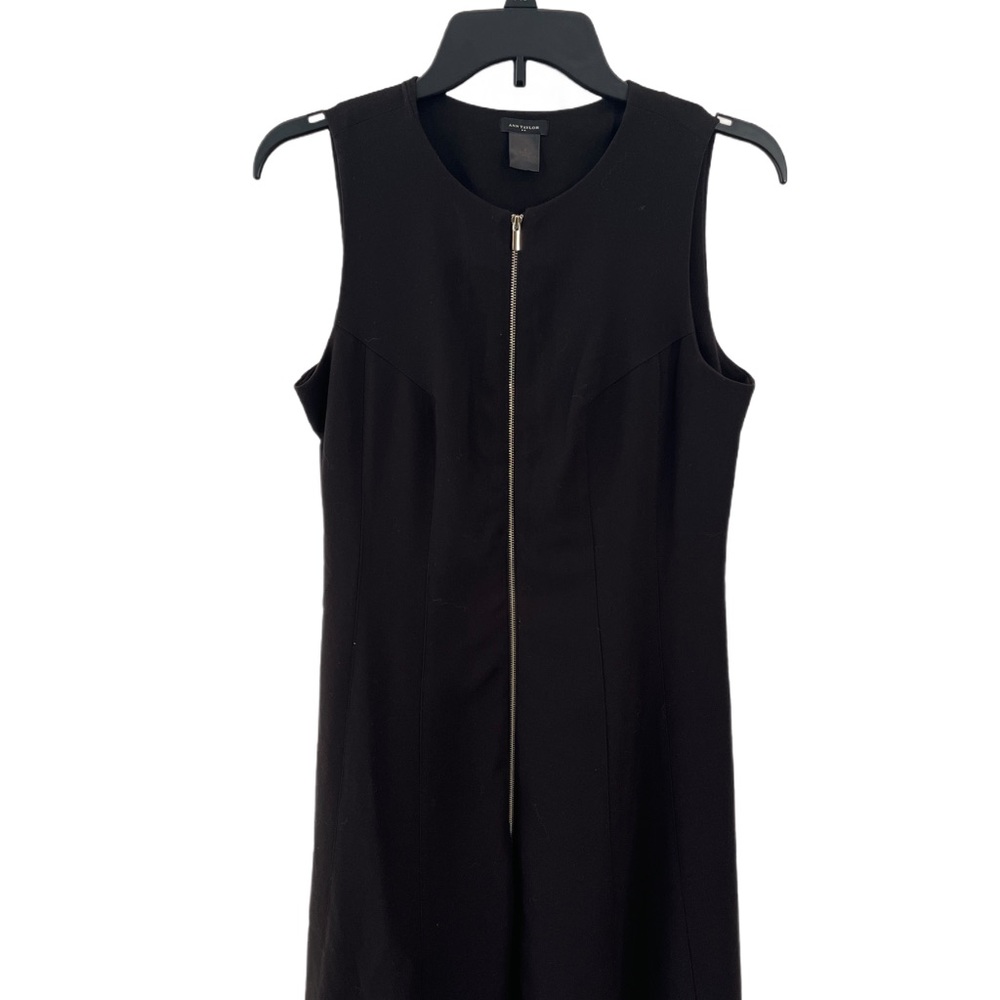 Ann Taylor Black Sleeveless Dress